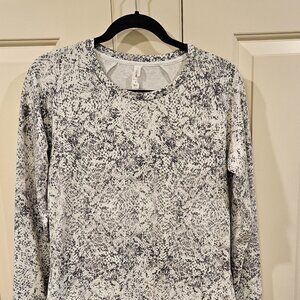 ideology women's long sleeve tunic